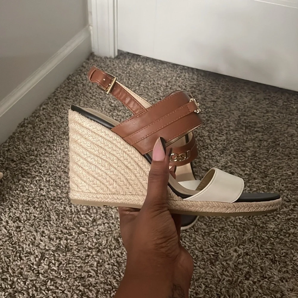 Liz Claiborne Brown Black & White Espadrille Wedge Sandals